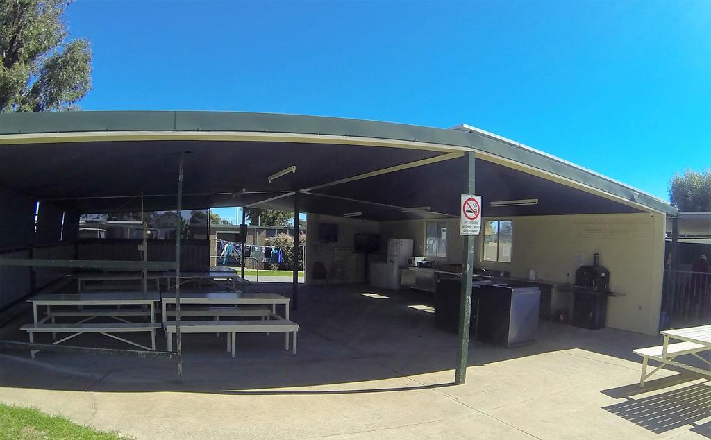 Twin Waters Caravan Park Dawesville Exterior foto